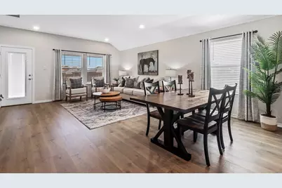 931 Newport Drive, Ferris, TX 75125 - Photo 10