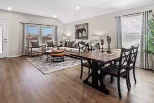 931 Newport Dr, Ferris, TX 75125 - Photo 10