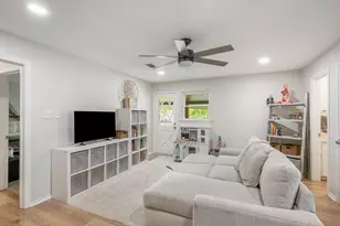 2911 Kircaldy Ct, Arlington, TX 76015 - Photo 20