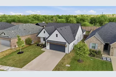 9920 Chaparral Pass, Fort Worth, TX 76126 - Photo 2