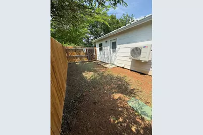 320 W 6th Street, Weatherford, TX 76086 - Photo 18