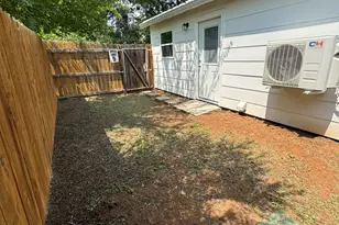 320 W 6th St, Weatherford, TX 76086 - Photo 18