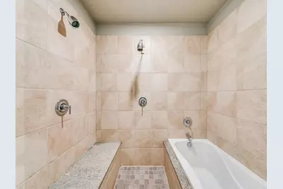 2950 McKinney Avenue #211, Dallas, TX 75204 - Photo 16