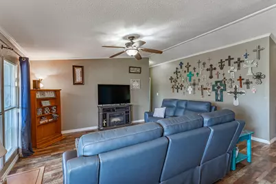 75 Southern Drive, Mineral Wells, TX 76067 - Photo 12