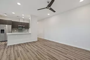 1596 Fiji St, Dallas, TX 75203 - Photo 8