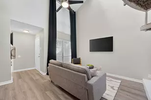 9145 Emberglow Ln, Dallas, TX 75243 - Photo 8