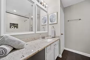 9145 Emberglow Ln, Dallas, TX 75243 - Photo 4