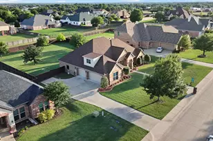8230 Glenwick Dr, Waxahachie, TX 75167 - Photo 30