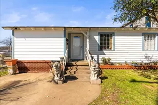 4203 Bonham St, Dallas, TX 75229 - Photo 2
