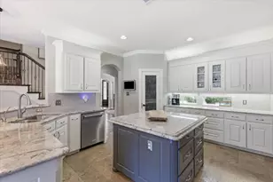 3101 Creekview Dr, Flower Mound, TX 75022 - Photo 10