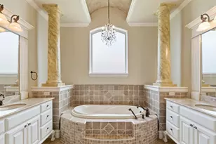 1604 Catalina Bay Ct, Granbury, TX 76048 - Photo 16
