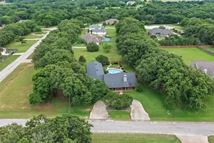7512 Woodland Dr, Alvarado, TX 76009 - Photo 2