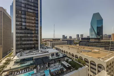 1505 Elm Street #1403, Dallas, TX 75201 - Photo 32
