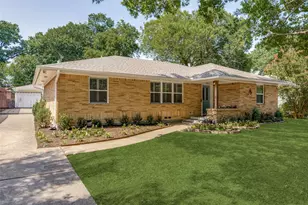 6453 Dunstan Ln, Dallas, TX 75214 - Photo 2
