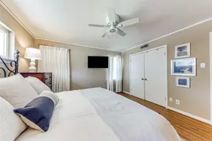6453 Dunstan Ln, Dallas, TX 75214 - Photo 20