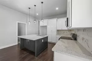 204 N Getzendaner St, Waxahachie, TX 75165 - Photo 4