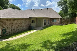 921 Cedar Ridge Dr, DeSoto, TX 75115 - Photo 8