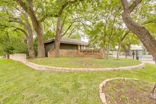 2144 Fountain Square Dr, Fort Worth, TX 76107 - Photo 38