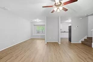 238 Creek Cove Dr, Dallas, TX 75217 - Photo 10