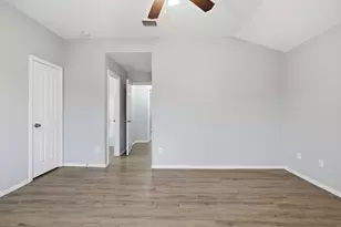 238 Creek Cove Dr, Dallas, TX 75217 - Photo 20