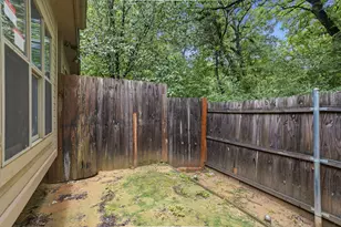238 Creek Cove Dr, Dallas, TX 75217 - Photo 28
