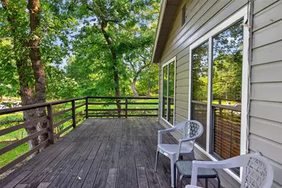 1001 Leaning Oak Drive, Tool, TX 75143 - Photo 2