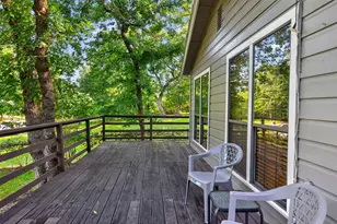1001 Leaning Oak Dr, Tool, TX 75143 - Photo 2