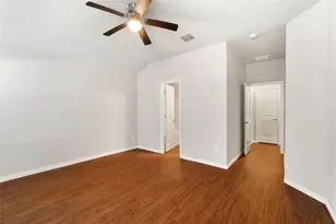 2905 Pacifico Wy, Fort Worth, TX 76111 - Photo 6