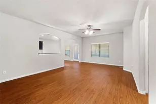 2905 Pacifico Wy, Fort Worth, TX 76111 - Photo 10