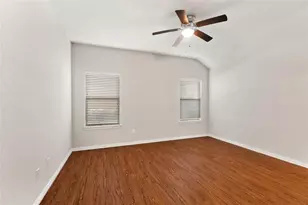 2905 Pacifico Wy, Fort Worth, TX 76111 - Photo 12