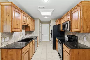 1508 Cheyenne Trail, Granbury, TX 76048 - Photo 14