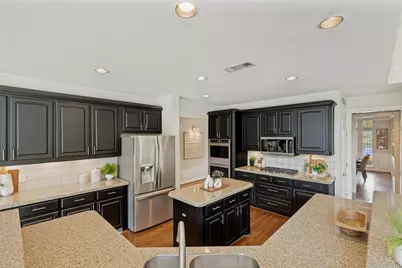 804 Waterbury Court, McKinney, TX 75072 - Photo 12