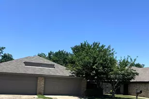 6319 Holiday Ln, North Richland Hills, TX 76182 - Photo 1