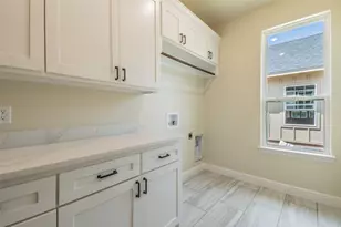 2719 Sycamore Ct, Granbury, TX 76048 - Photo 22