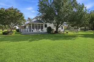 303 Kiowa Dr W, Lake Kiowa, TX 76240 - Photo 26