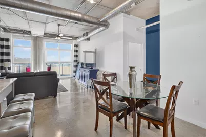 1001 Belleview Street #703, Dallas, TX 75215 - Photo 10