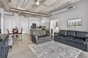 1001 Belleview St, Dallas, TX 75215 - Photo 18