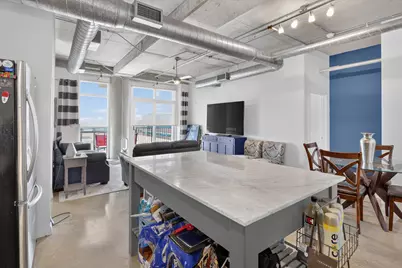 1001 Belleview Street #703, Dallas, TX 75215 - Photo 12