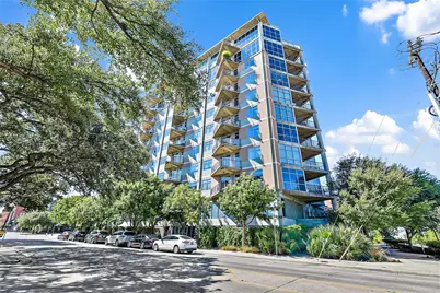 1001 Belleview Street #703, Dallas, TX 75215 - Photo 2