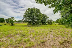 350 Red Top Rd, Poolville, TX 76487 - Photo 32