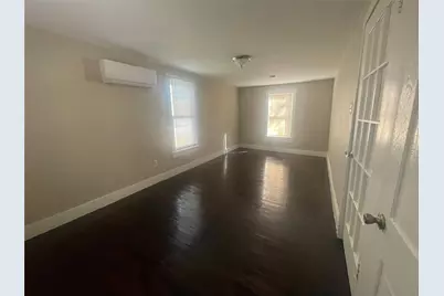 1009 E Humbolt Street, Fort Worth, TX 76104 - Photo 8