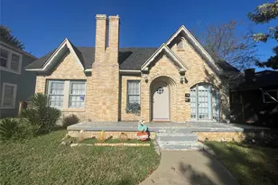 1009 E Humbolt St, Fort Worth, TX 76104 - Photo 1