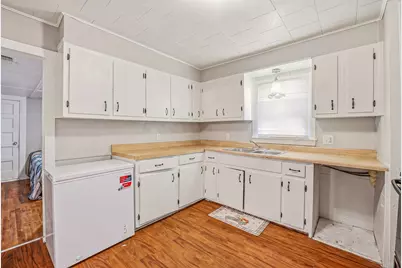 769 N McCart Street, Stephenville, TX 76401 - Photo 6