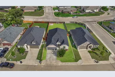 1904 Town Creek Circle, Weatherford, TX 76086 - Photo 34