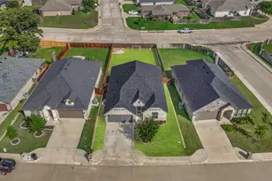 1904 Town Creek Cir, Weatherford, TX 76086 - Photo 34
