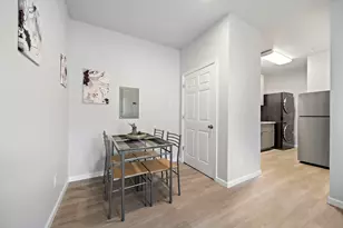 808 Sealy St, Galveston, TX 77550 - Photo 14