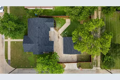 301 Buhler Drive, Garland, TX 75040 - Photo 2
