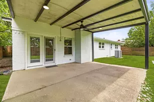 11015 Odette Ave, Dallas, TX 75228 - Photo 14