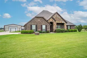 7816 Loma Ln, Godley, TX 76044 - Photo 2