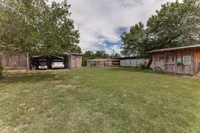7085 Red Bud Lane, Fort Worth, TX 76135 - Photo 26